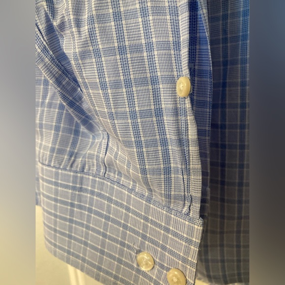 Saks Fifth Avenue Light Blue Button Down NWOT - Picture 2 of 3